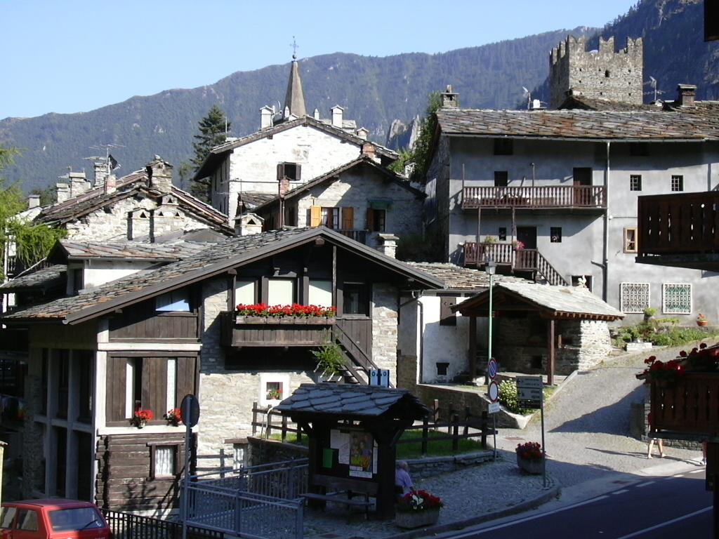 Albergo Castello Da Bonino 尚波尔谢 外观 照片